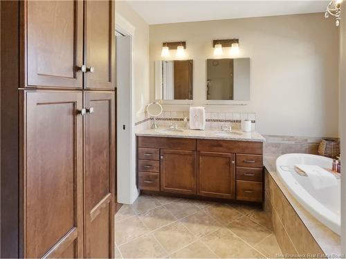 20 Forest Grove Rd, Moncton, NB 