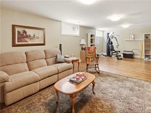 20 Forest Grove Rd, Moncton, NB 