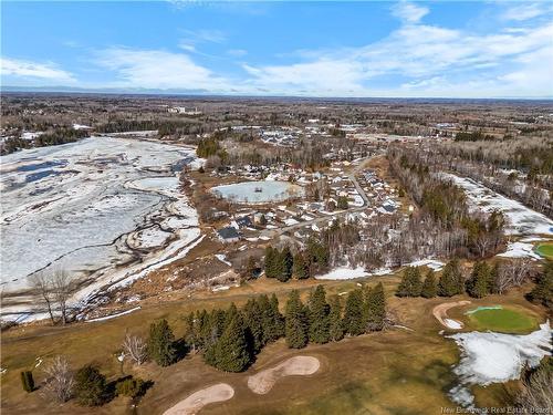 1745 Gowan Brae Dr, Bathurst, NB 