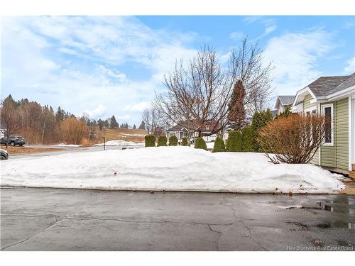 1745 Gowan Brae Dr, Bathurst, NB 