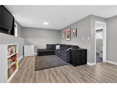 45 Hampton Dr, Moncton, NB 