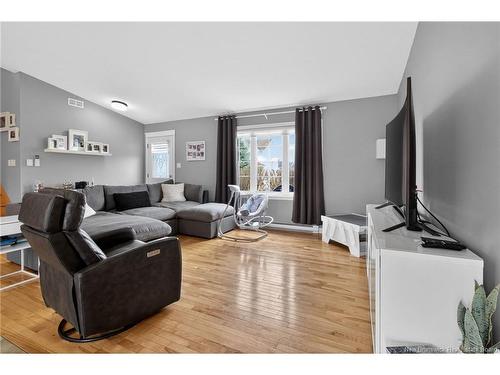 45 Hampton Dr, Moncton, NB 