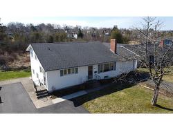 164 Greendale CRES  Saint John, NB E2M 4L6