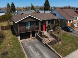 1530 Place Francoeur  Laval (Chomedey), QC H7W 4Z8