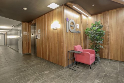 Garçonnière - 601-2000 Boul. St-Laurent, Montréal (Ville-Marie), QC - Indoor Photo Showing Other Room