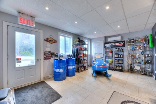 Commerce - 59 Route 125, Saint-Esprit, QC - Indoor Photo Showing Other Room