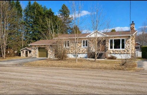 3590 2e avenue du Domaine-Patry  Sainte-Julienne, QC J0K 2T0