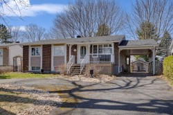 979 Rue La Salle  Saint-Bruno-De-Montarville, QC J3V 3Y1