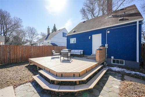 581 Guilbault St, Winnipeg, MB 