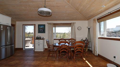 112 Forest Crowne Crescent, Kimberley, BC - Indoor Photo Showing Dining Room