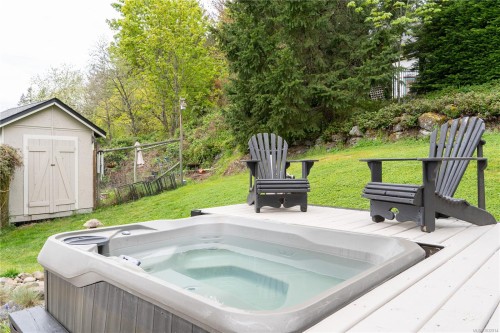 1067 Herd Rd, Duncan, BC 