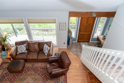 1067 Herd Rd, Duncan, BC 