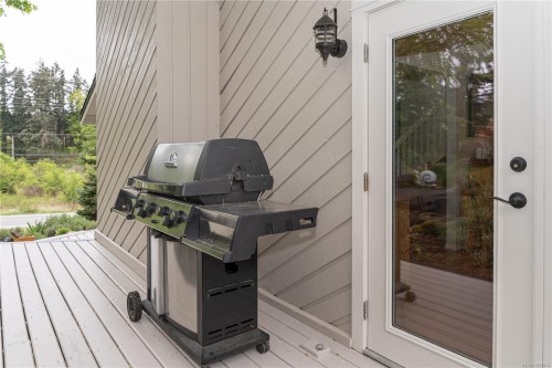 1067 Herd Rd, Duncan, BC 