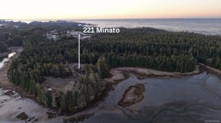 221 Minato Rd Ucluelet, BC V0R 0A3