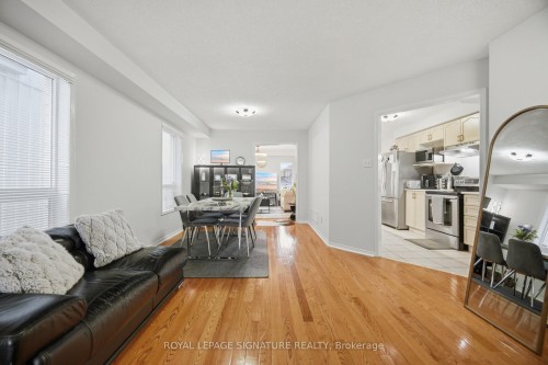 588 Rossellini Drive, Mississauga, ON - Indoor Photo Showing Other Room