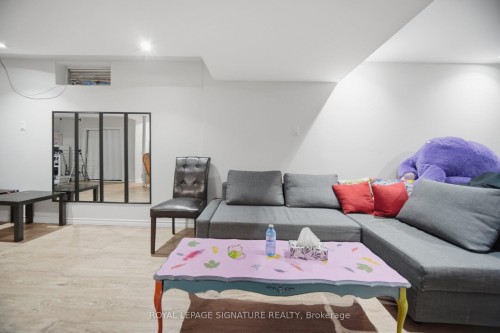 588 Rossellini Drive, Mississauga, ON - Indoor