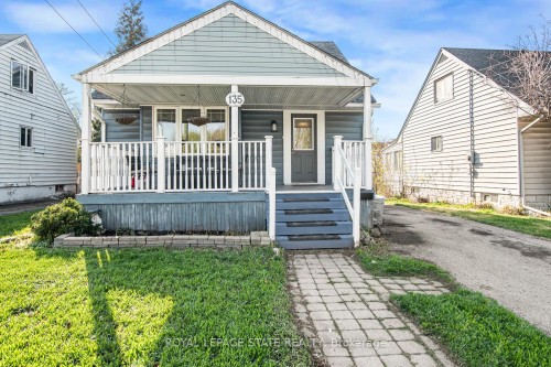 135 Glassco Avenue N, Hamilton, ON - Outdoor With Deck Patio Veranda