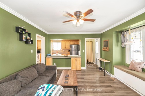 135 Glassco Avenue N, Hamilton, ON - Indoor