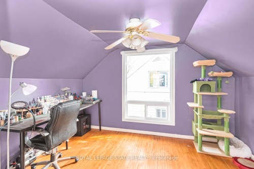 135 Glassco Avenue N, Hamilton, ON - Indoor Photo Showing Office