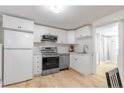 12 Lapointe St, Fredericton, NB 