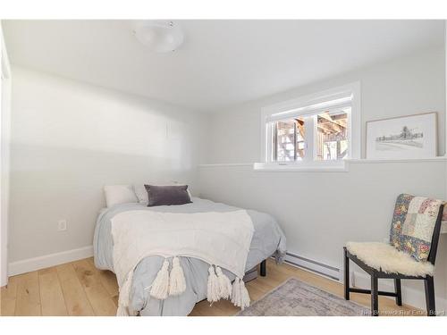 12 Lapointe St, Fredericton, NB 