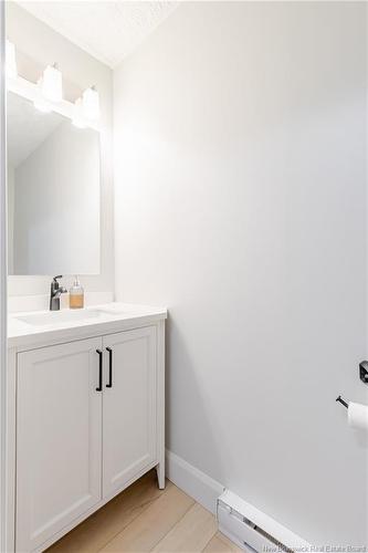 12 Lapointe St, Fredericton, NB 