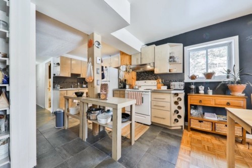 Cuisine - 562A Mtée Papineau N., Saint-Sauveur, QC - Indoor Photo Showing Other Room