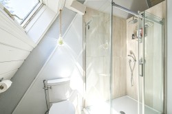 Master Bathroom - 