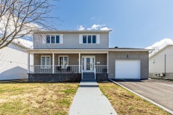 1492 Boul. René-Gaultier  Varennes, QC J3X 1L9