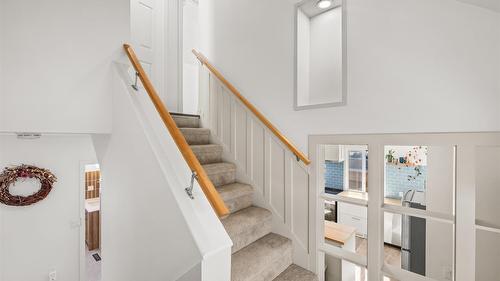 2085 Warren Avenue, Kimberley, BC - Indoor Photo Showing Other Room