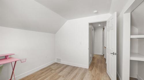 2085 Warren Avenue, Kimberley, BC - Indoor Photo Showing Other Room