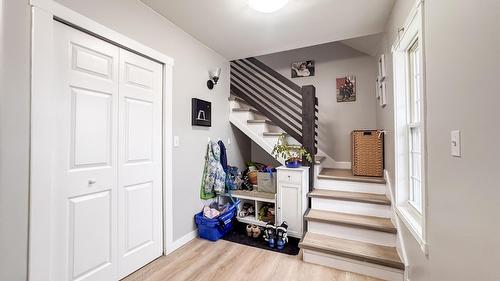 335 Chapman Street, Kimberley, BC - Indoor Photo Showing Other Room