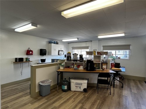 81 Trunk Rd, Duncan, BC 