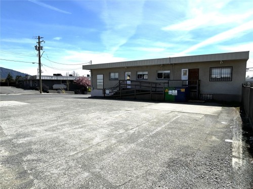 81 Trunk Rd, Duncan, BC 