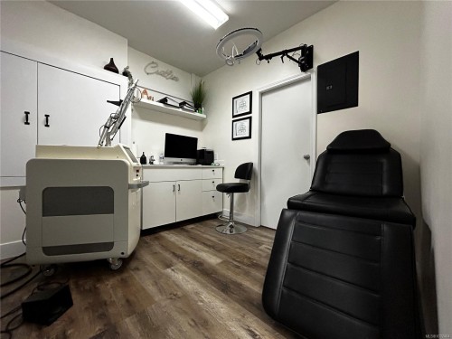 81 Trunk Rd, Duncan, BC 