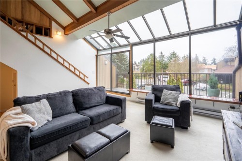 493D-4678 Elk Lake Dr  Saanich, BC V8Z 5M1