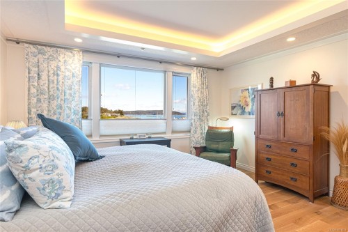 5-9885 Second St, Sidney, BC - Indoor Photo Showing Bedroom