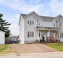179 Jordan CRES Moncton, NB E1C 0S5
