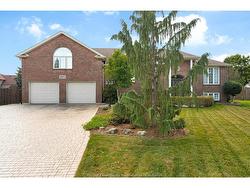 2071 EUGENI Tecumseh, ON N9K 1B3