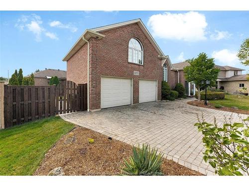 2071 Eugeni, Tecumseh, ON 