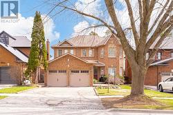 886 DARWIN DRIVE  Pickering, ON L1X 2P8