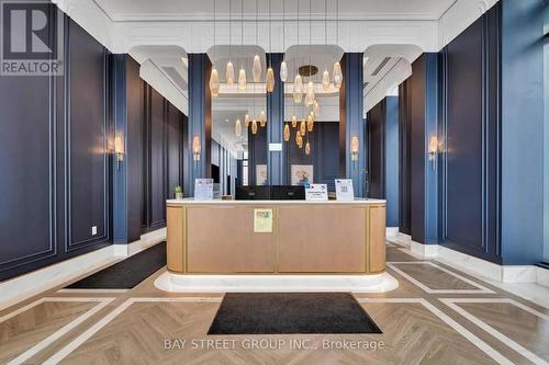 210 - 120 Eagle Rock Way, Vaughan, ON - Indoor