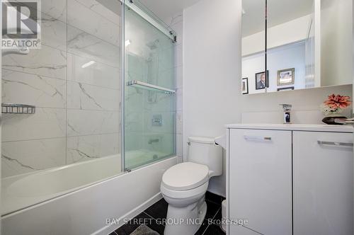 210 - 120 Eagle Rock Way, Vaughan, ON - Indoor Photo Showing Bathroom
