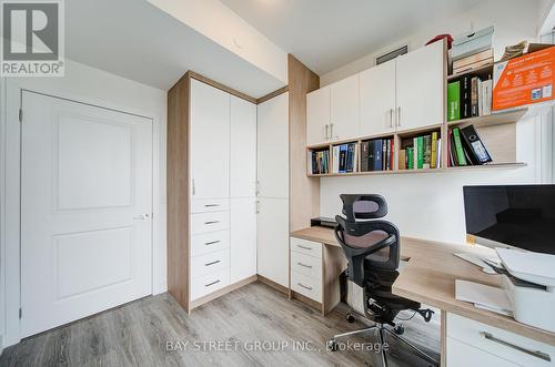 210 - 120 Eagle Rock Way, Vaughan, ON - Indoor Photo Showing Office