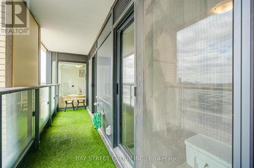 210 - 120 Eagle Rock Way, Vaughan, ON - Indoor