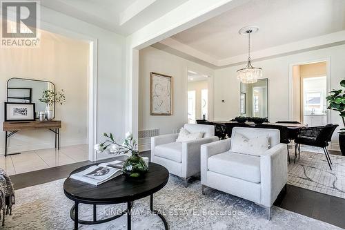 3226 William Rose Way, Oakville, ON - Indoor Photo Showing Living Room