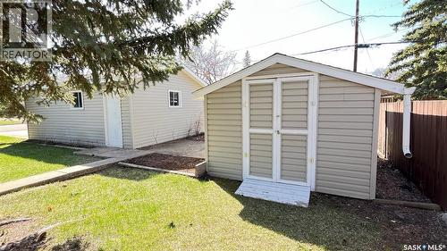 117 Herbert Street, Maple Creek, SK - Outdoor With Exterior