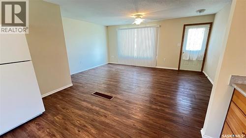 117 Herbert Street, Maple Creek, SK - Indoor Photo Showing Other Room