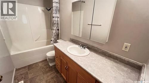 117 Herbert Street, Maple Creek, SK - Indoor Photo Showing Bathroom