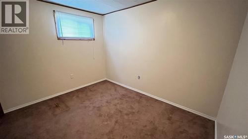 117 Herbert Street, Maple Creek, SK - Indoor Photo Showing Other Room